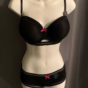 Black bra and panty set